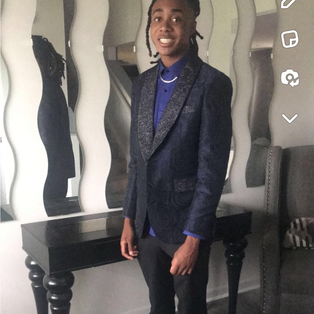 Mens blazer perfect for PROM